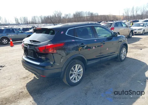 2017 Nissan Rogue Sport Sv из США, поврежденный, VIN JN1BJ1CR4HW117324